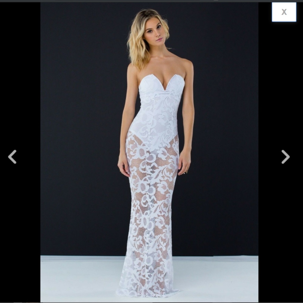 Strapless Plunge Sheer Floral Lace Mermaid Dress S